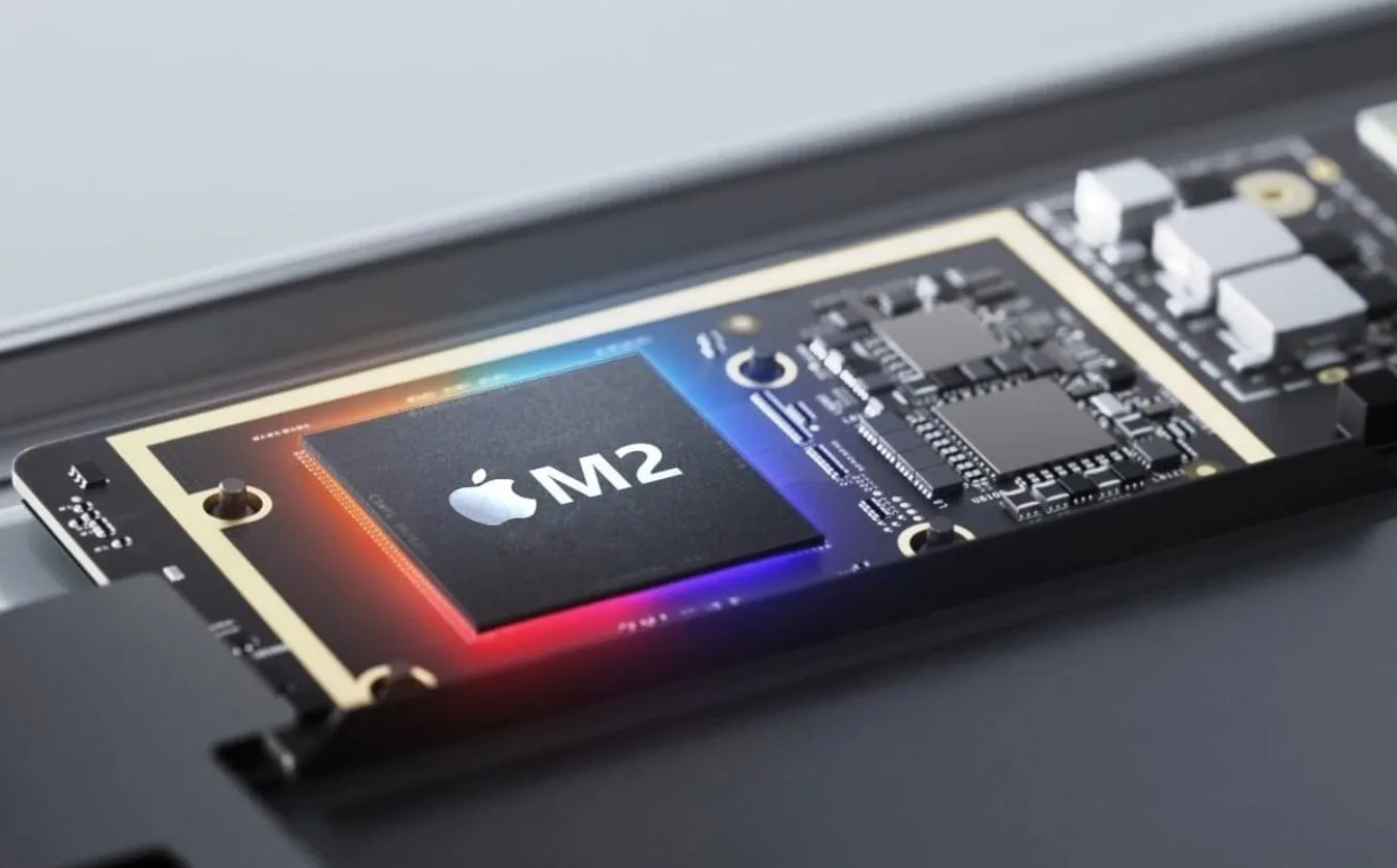 Apple Macbook Pro M2 Chipset 12 Core