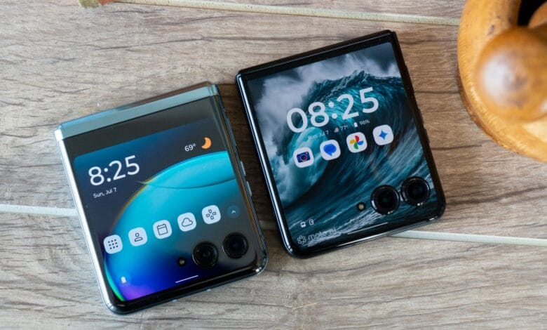 Motorola Razr VS Motorola Razr Plus