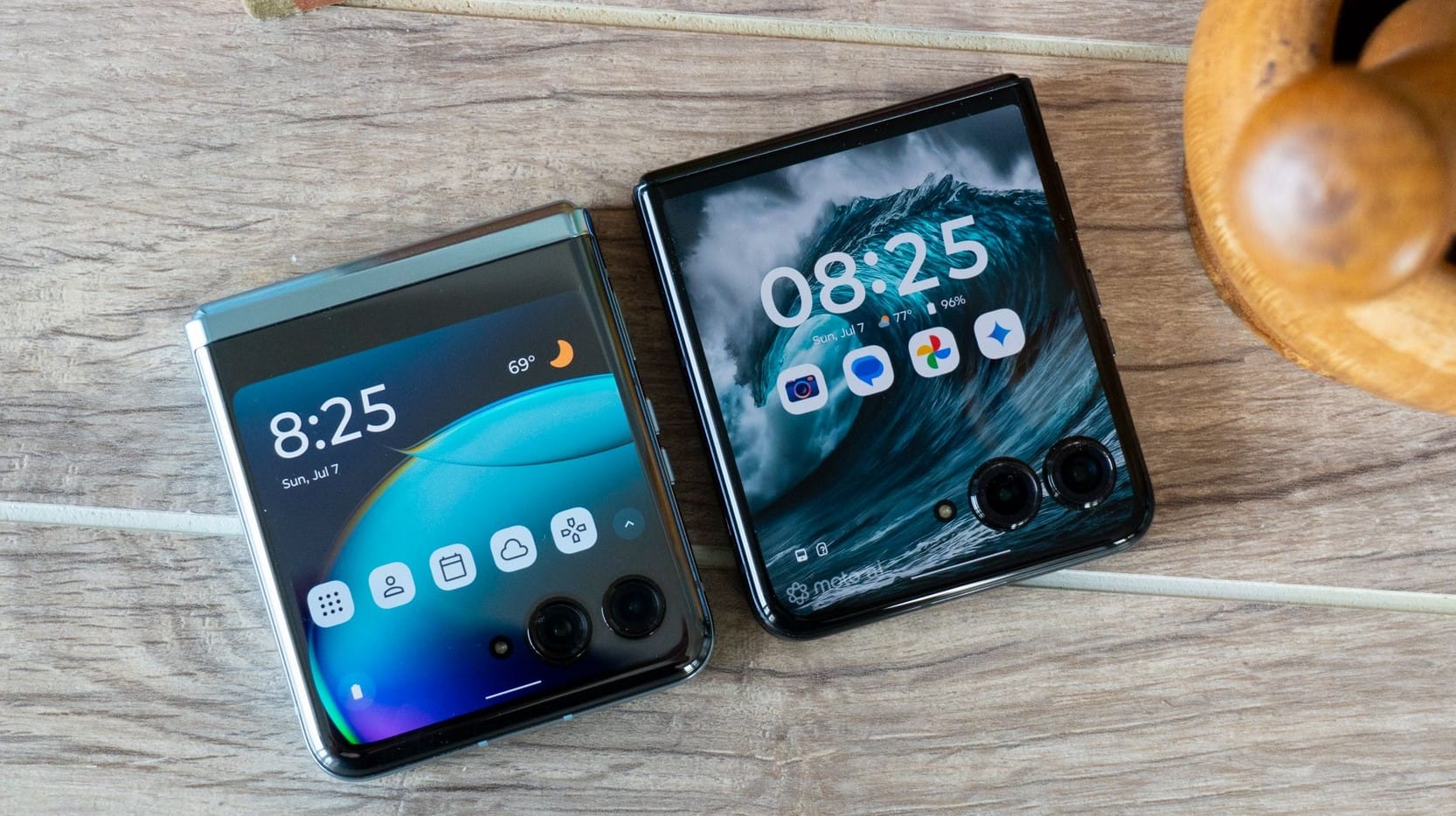Motorola Razr VS Motorola Razr Plus